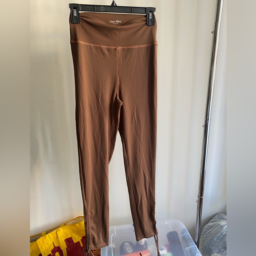 Tiger Mist Brown Active Leggings